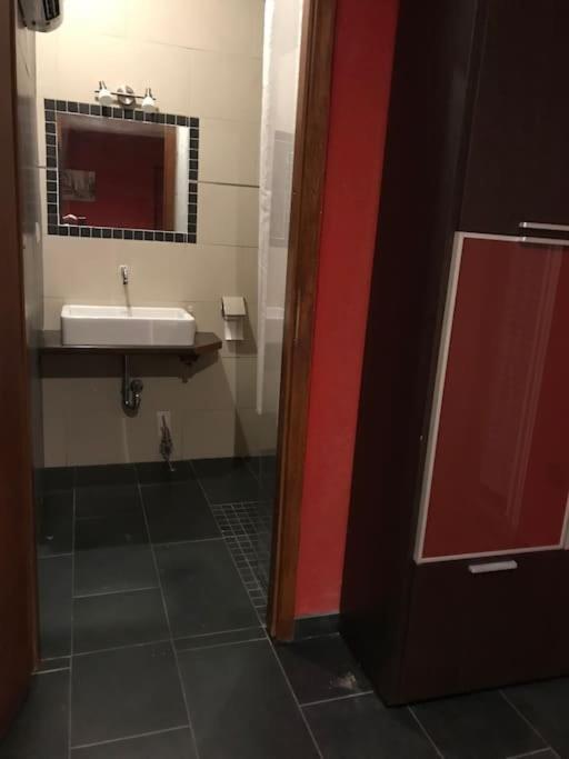 Logement Avec Piscine Brunstatt Zewnętrze zdjęcie